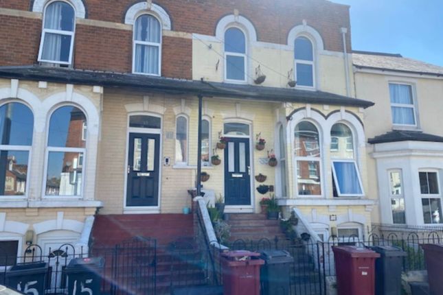 1-bed flat on Flat C, George Street, Reading, £1,050/mo
