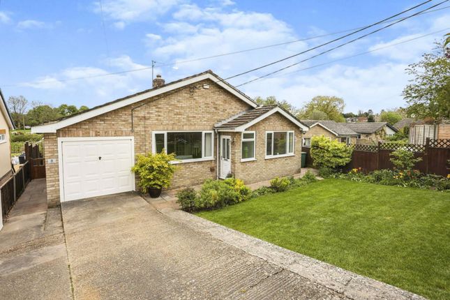 Thumbnail Bungalow for sale in Dallygate, Grantham