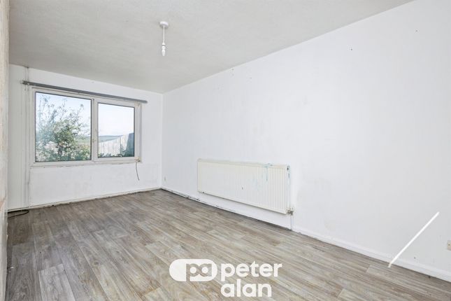 17, Lavender Road, Merthyr Tydfil photo 4