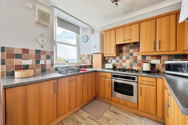 Flat 5, Harbour Side,, Hannafore Road, Cornwall photo 2