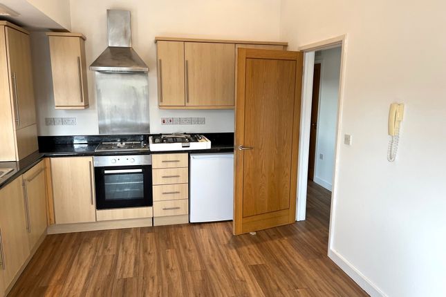 21, Manhattan Apartments, Yeovil photo 3