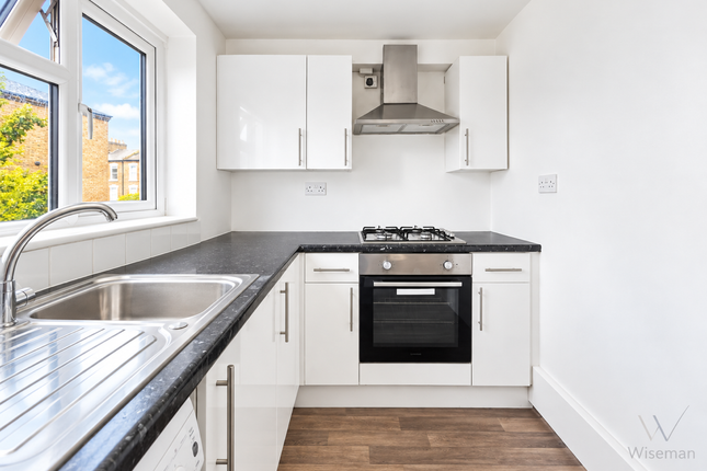 C 57, Hazelville Road, London photo 3