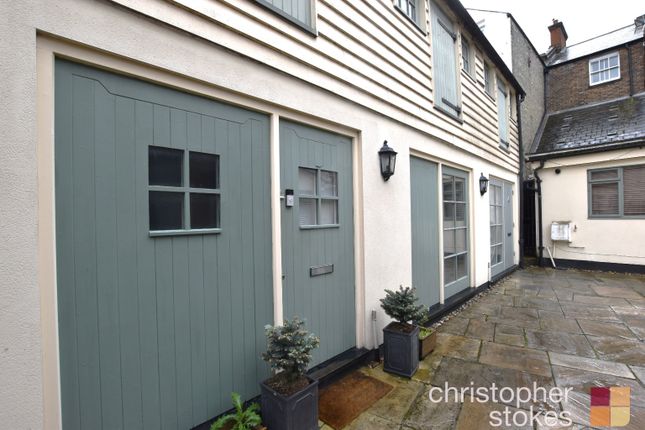 Thumbnail Mews house to rent in Maidenhead Yard, Hertford, Hertfordshire