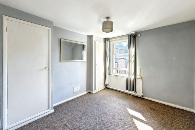 2, Holliday Street, Berkhamsted photo 4