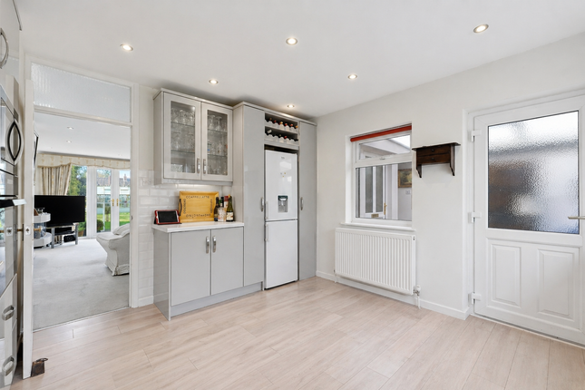 Third Bungalow, Honeyknab Lane, Southwell photo 3