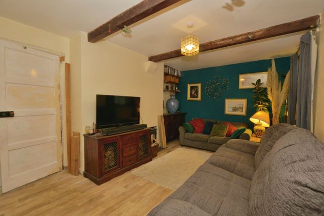30, The Chennells, Ashford photo 3