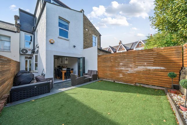 18, Zenoria Street, London photo 3