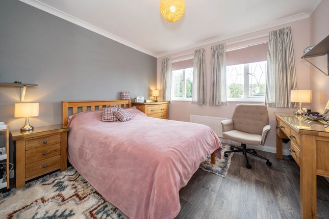 20 Moriston Drive, Livingston photo 4