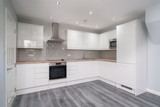 Pathfield Road, London photo 4