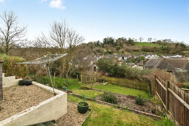 6, Hawkesdown Close, Seaton photo 2