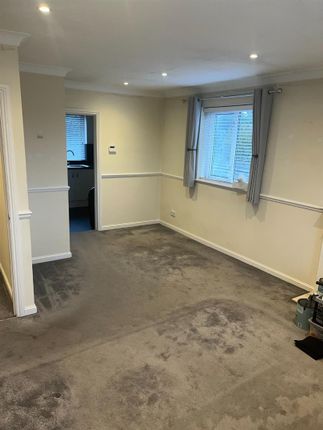 Flat 6 Alexander Court, 7A, York Close, Christchurch photo 5