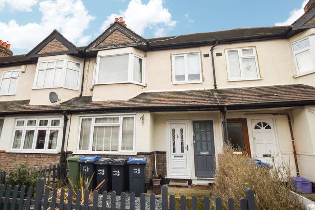 Maisonette to rent in Dinton Road, Colliers Wood, London