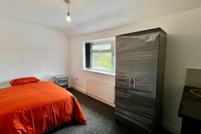 576, Aldridge Road, Birmingham photo 2