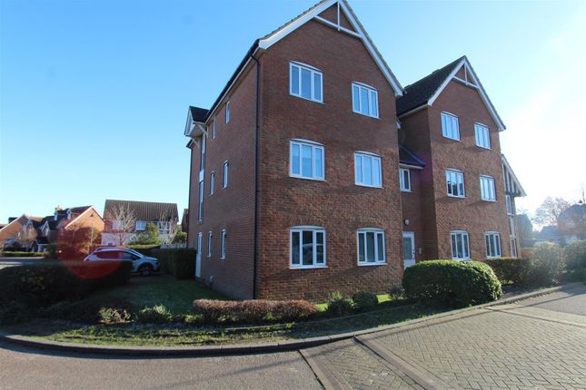 Thumbnail Flat for sale in Teal Way, Iwade, Sittingbourne