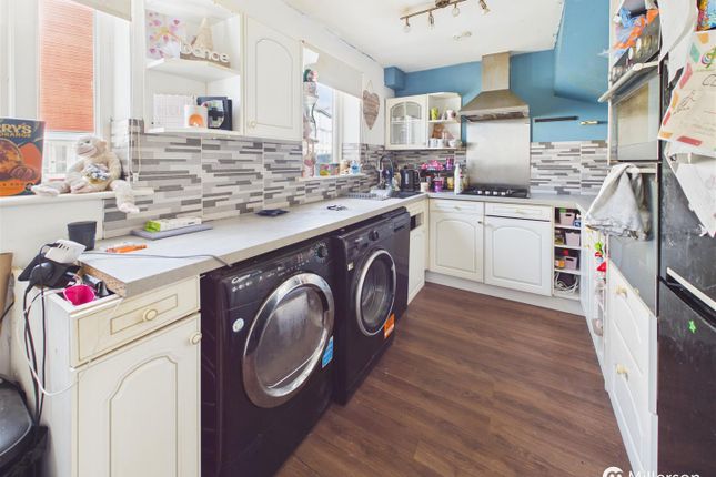 9, Calumet Road, Camborne photo 3