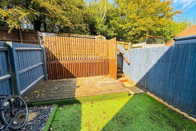 14, Clevedon Court, Daventry photo 4