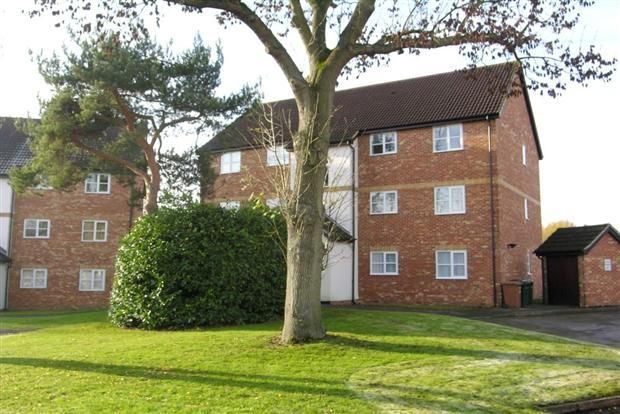 Thumbnail Flat to rent in Harlech Road, Hertfordshire, Abbots Langley