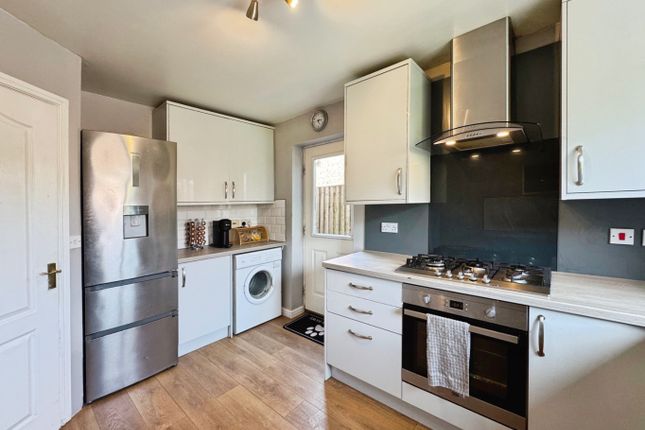 46 Oak Way, Penllergaer, West Glamorgan photo 3