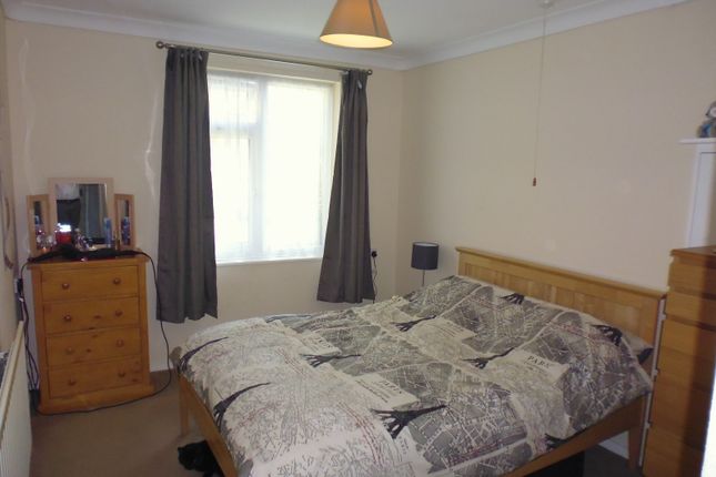 26, Dalford Court, Telford photo 2