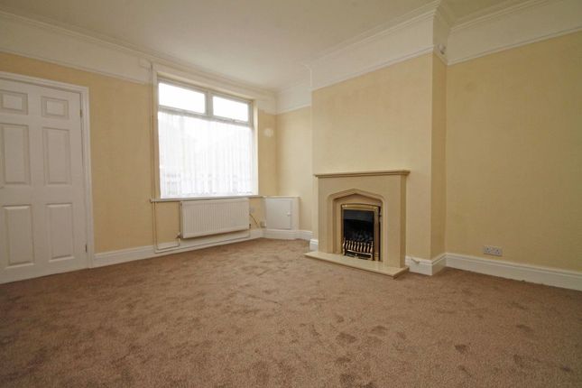 99, Fairview Avenue, Cleethorpes photo 2
