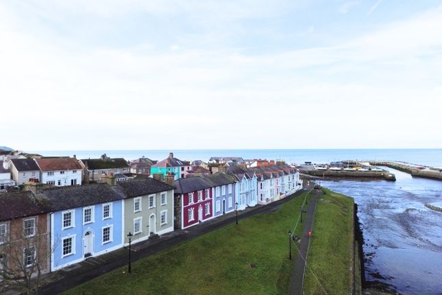 5, Belle Vue Terrace, Aberaeron photo 3