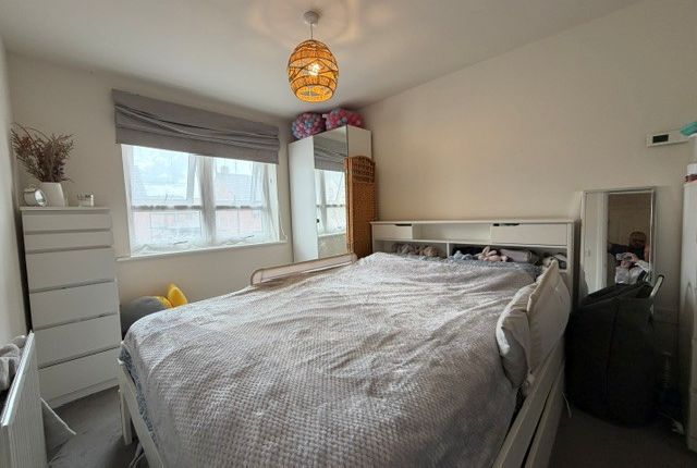 67, DUNSTABLE photo 2
