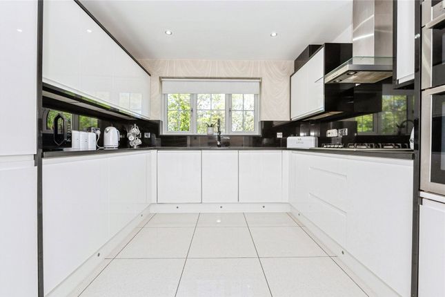 42, Weymouth Drive, Grays photo 4