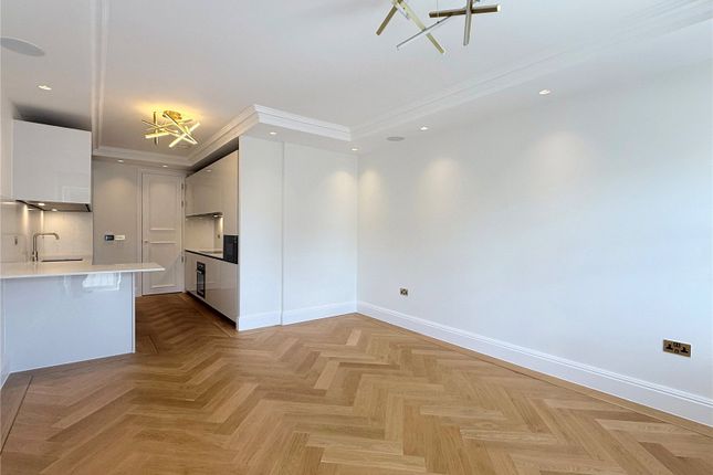 3 Luxen Court, 41, The Ridgeway, Enfield photo 2