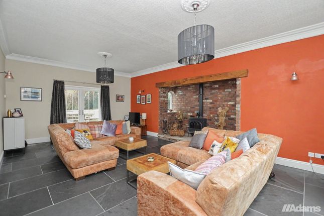 83, Weston Road, Runcorn photo 2