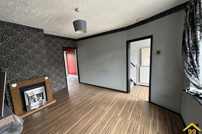13, Nethan Drive, Aveley photo 3