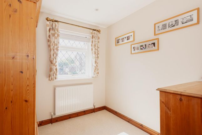 Link-detached house for sale in Aston Way, Epsom