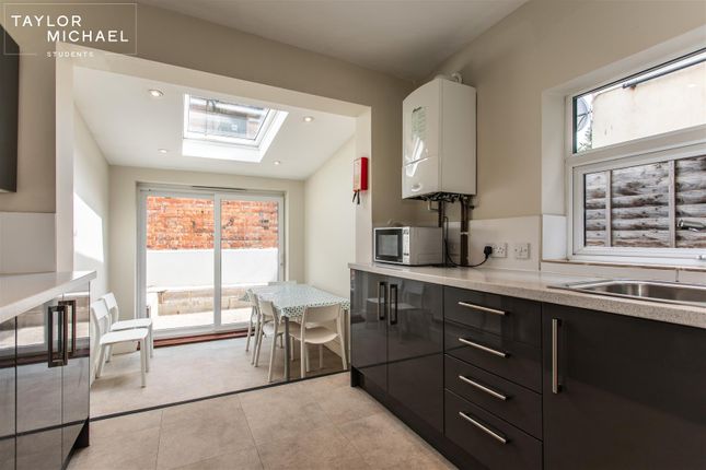 Coombe Terrace, Brighton photo 3