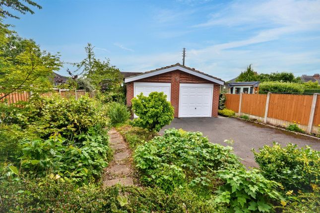 35, Park Drive, Stoke-On-Trent photo 4