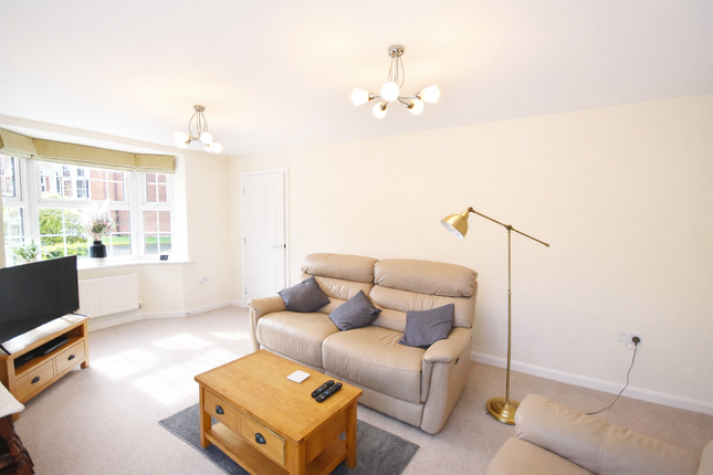 8, Badger Crescent, Whitchurch photo 4