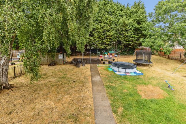 16, Peverell Close, BRISTOL photo 4