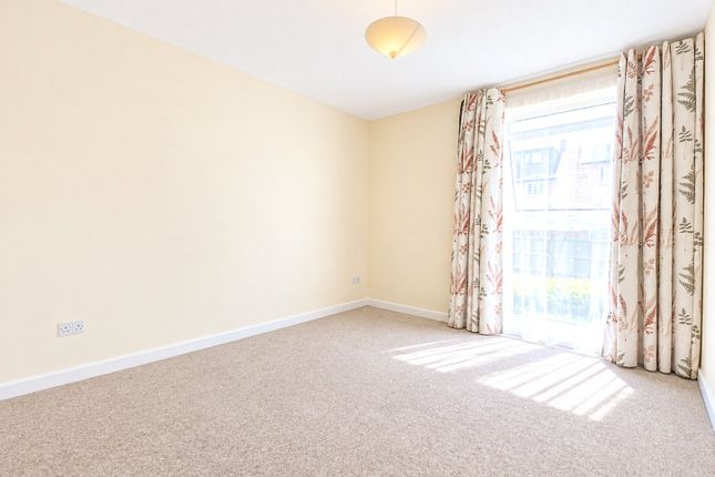 6, Westbury Court, Westbury-on-Trym photo 3