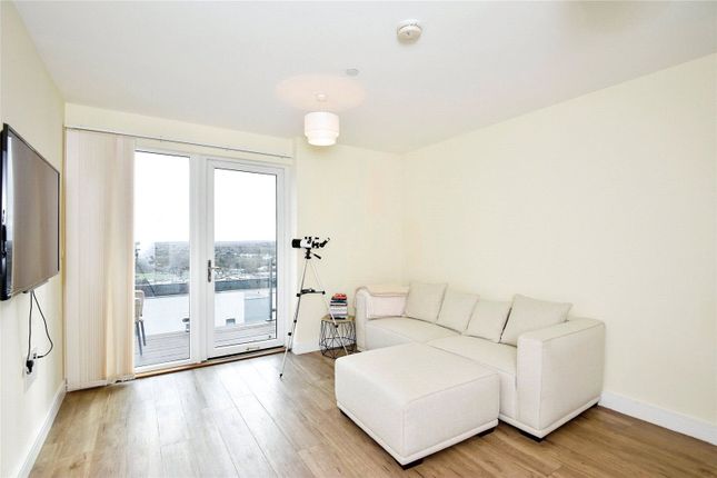 Flat 74, The Peninsula,, Pegasus Way, Kent photo 4