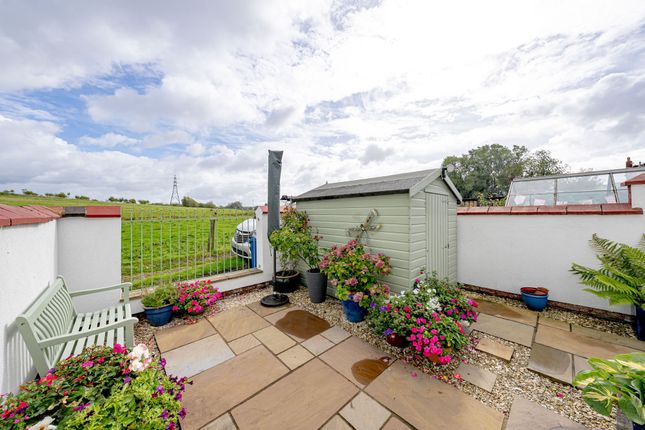 21 Schofield Lane, Manchester photo 4