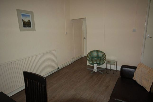 271, Hubert Road, Birmingham photo 4