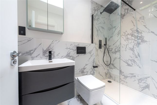 Flat A, 83, Cambridge Gardens, London photo 4