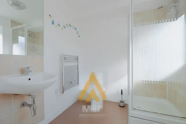 Apt 3 Priory Court, Pershore Road, Birmingham photo 5