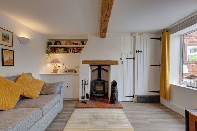Hops Cottage, 2 Littleport Yard, Hunstanton photo 2