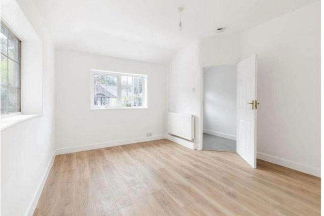 112, Emma Road, West Ham photo 3