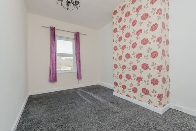 Terraced house to rent in Burton Street, Farsley, Pudsey