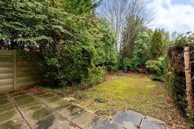 1, Elm Park Road, Pinner photo 3