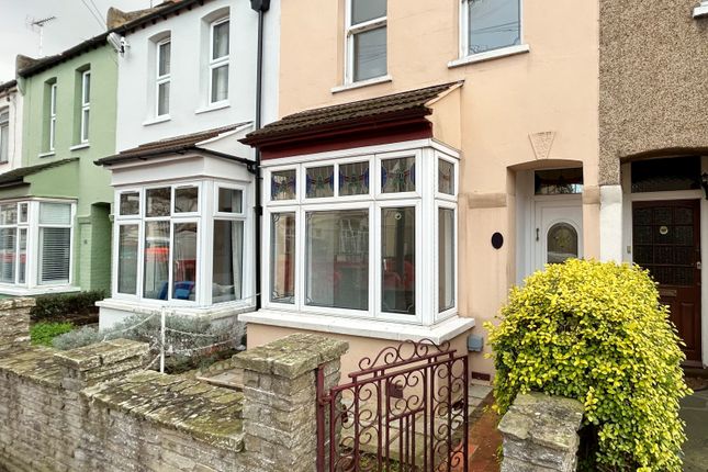 wellington-avenue-chalkwell-southend-on-sea-es-ss0-3-bedroom-terraced
