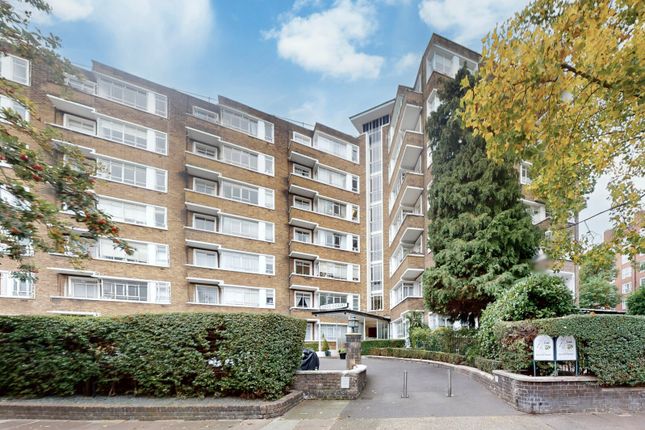 1-bed flat on 113, Oslo Court, London, £575,000