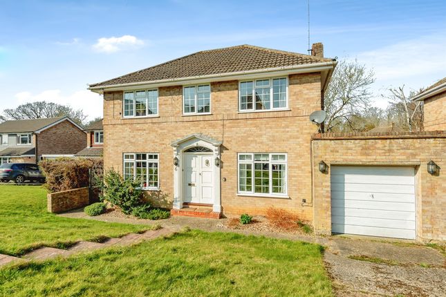 Thumbnail Detached house for sale in Milton Crescent, East Grinstead