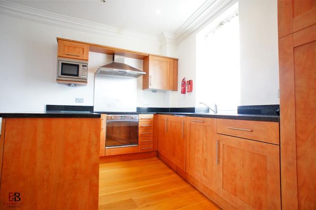 4 D Murton House, 74 Grainger Street, Newcastle Upon Tyne photo 3