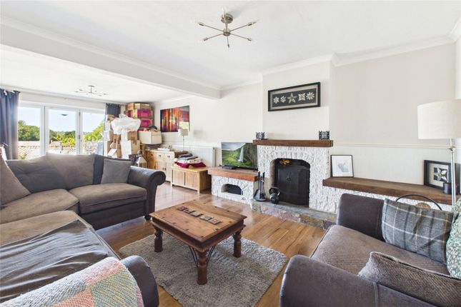 15, Harbour Close, Wiltshire photo 2